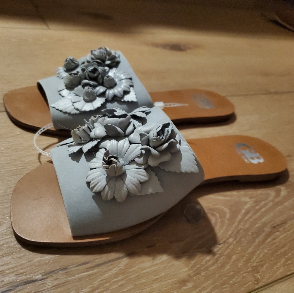 Gianni Bini Char Isma blue floral slide sandal